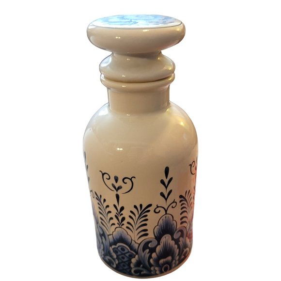 Blue and White Lidded Jar Floral Ceramic Cork Stopper DH683 - Picture 4 of 6